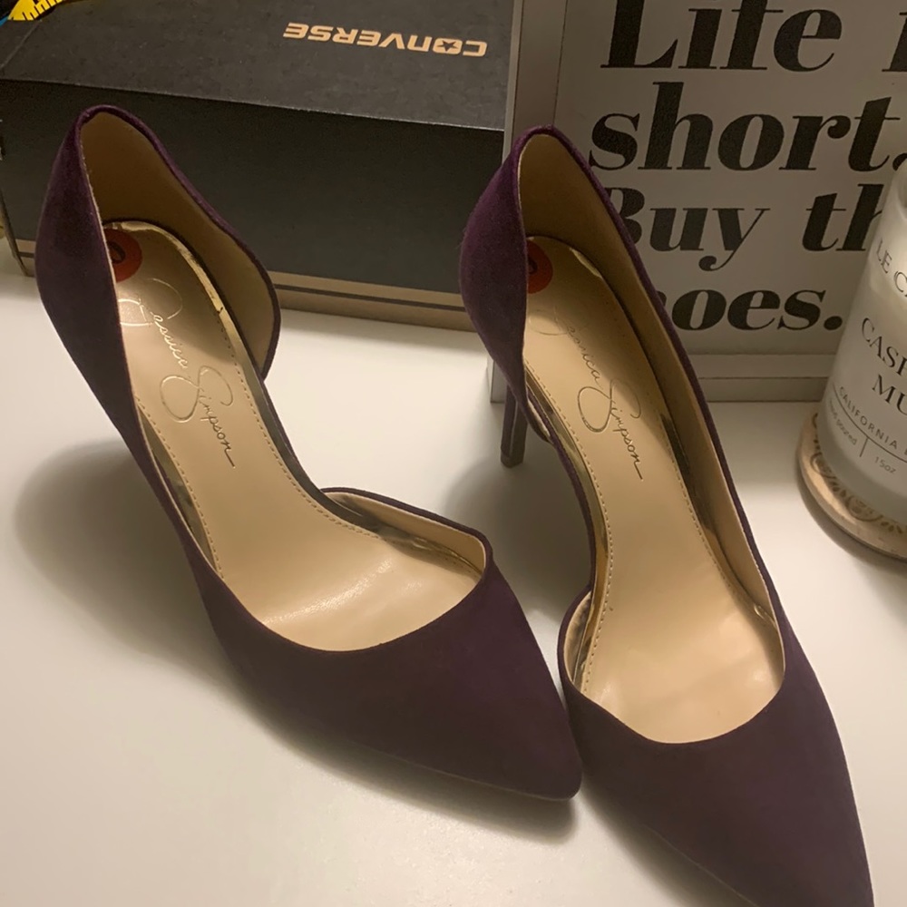 Plum/ purple pumps